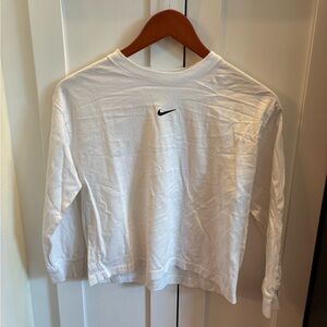 Nike White Long Sleeve Crop Tee Loose Fit Size Large